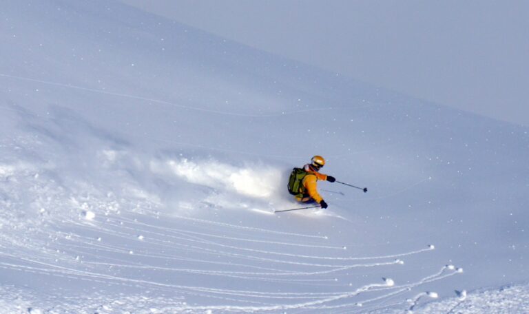 freeride síelő